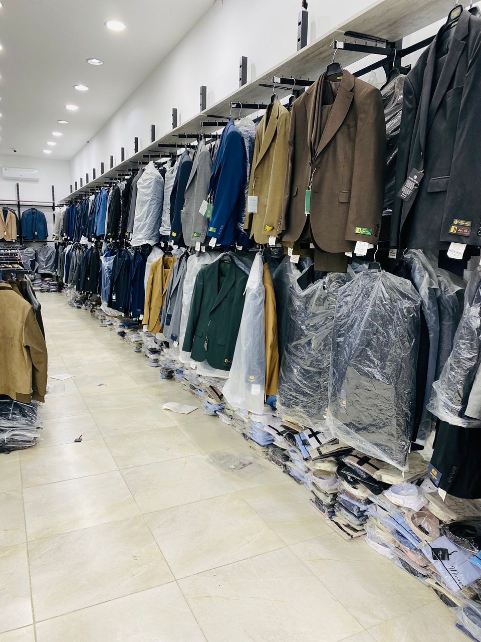 ملابس رجالية